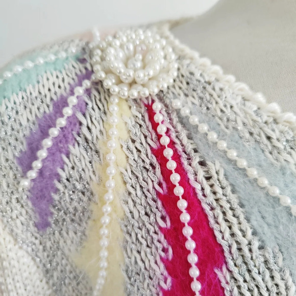 Vintage Angora Sweater / Angora / Beading / Size Large - Picture 3 of 6